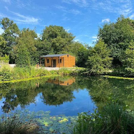 Kingfisher Cabin - Wild Escapes Wrenbury Off Grid Glamping - Ages 12 And Over Baddiley Dış mekan fotoğraf