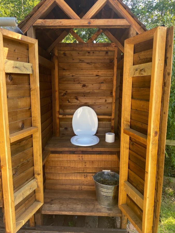 Kingfisher Cabin - Wild Escapes Wrenbury Off Grid Glamping - Ages 12 And Over Baddiley Dış mekan fotoğraf