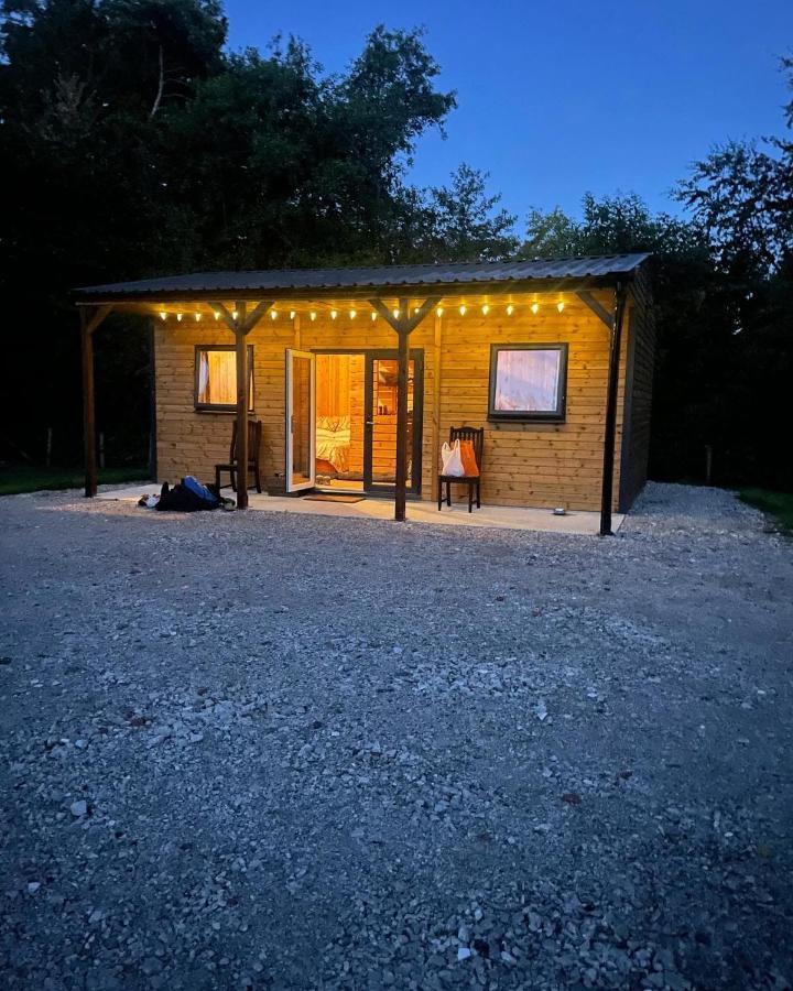 Kingfisher Cabin - Wild Escapes Wrenbury Off Grid Glamping - Ages 12 And Over Baddiley Dış mekan fotoğraf